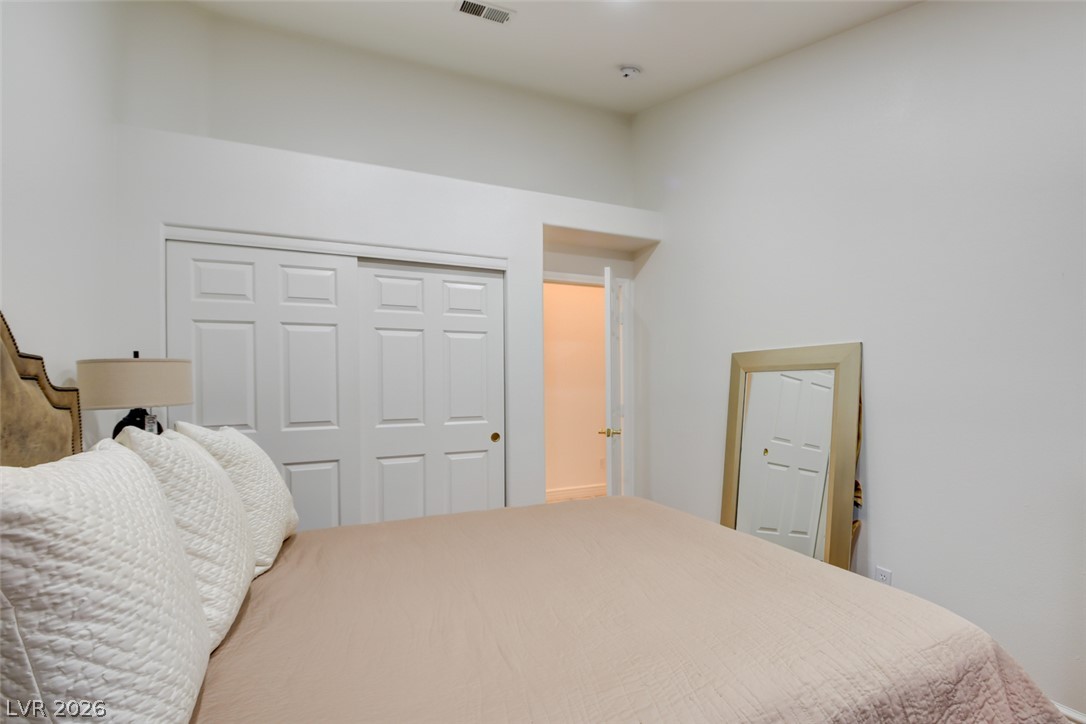 7365 Tamarind Avenue Las Vegas NV 89147