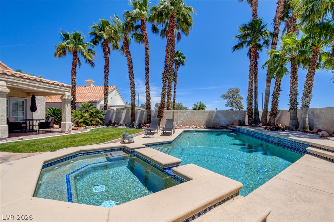 7365 Tamarind Avenue Las Vegas NV 89147