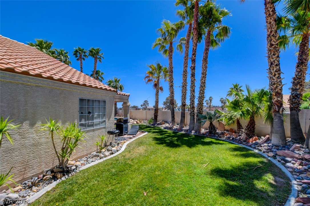 7365 Tamarind Avenue Las Vegas NV 89147