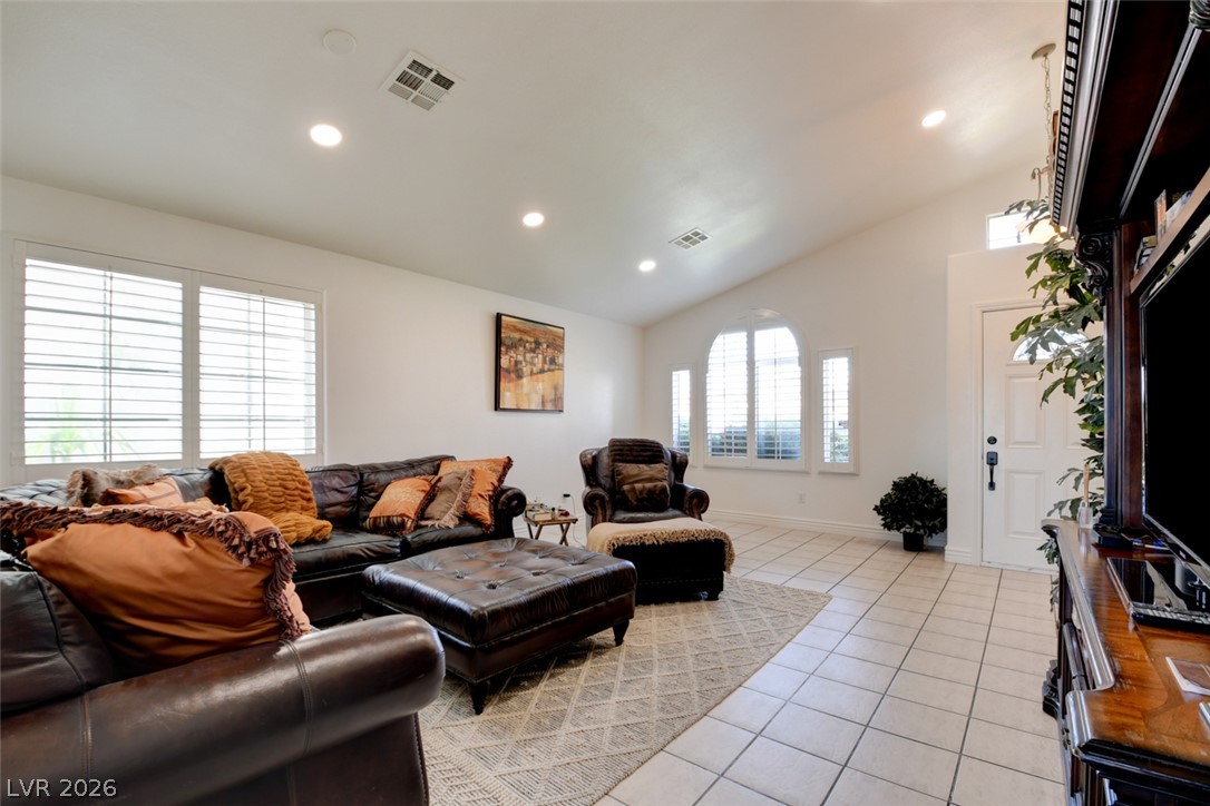 7365 Tamarind Avenue Las Vegas NV 89147