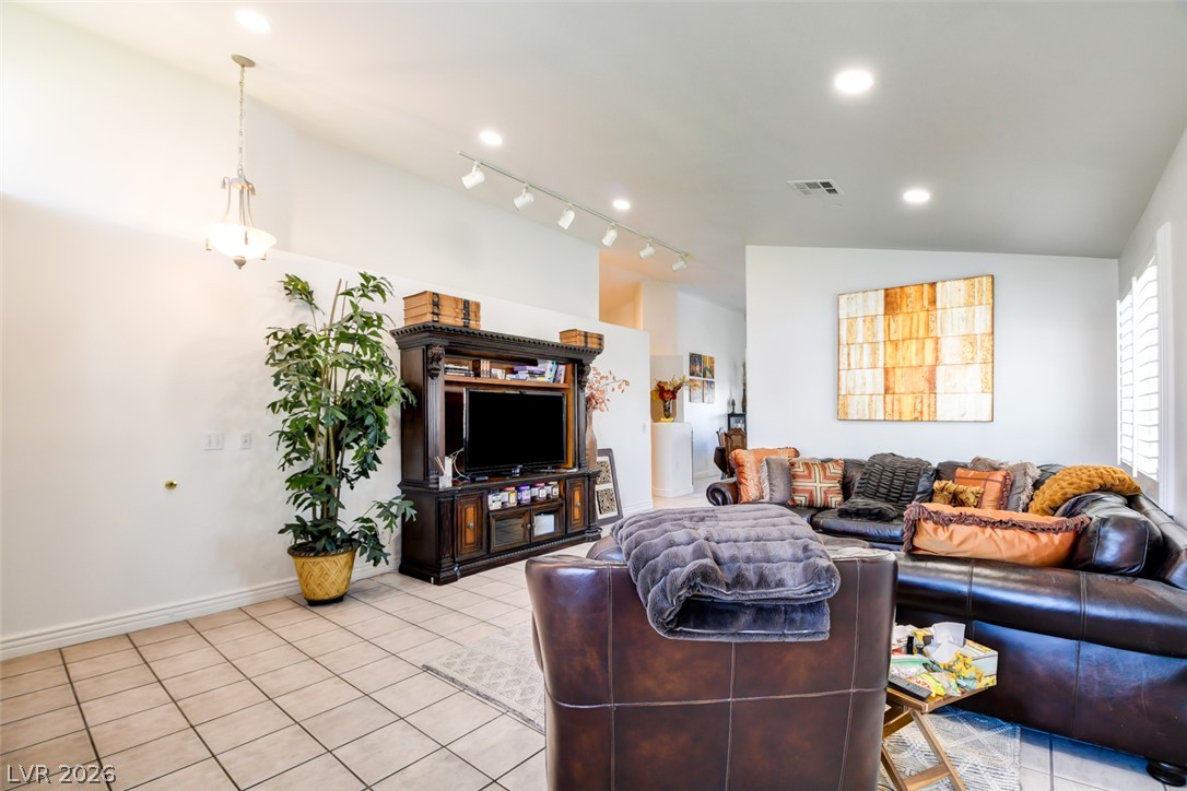 7365 Tamarind Avenue Las Vegas NV 89147