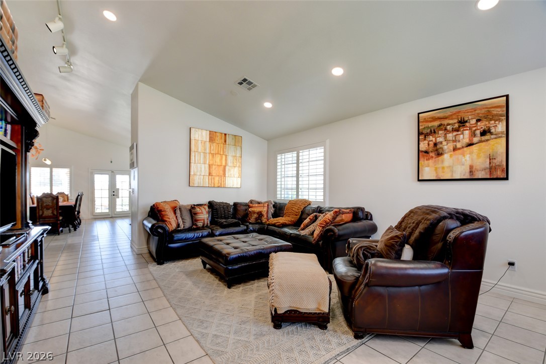 7365 Tamarind Avenue Las Vegas NV 89147