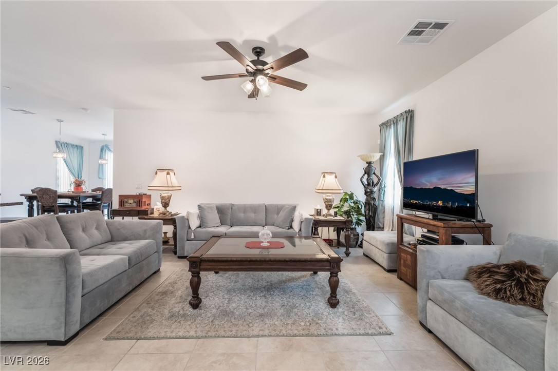 6046 Castle Gardens Avenue Las Vegas NV 89130