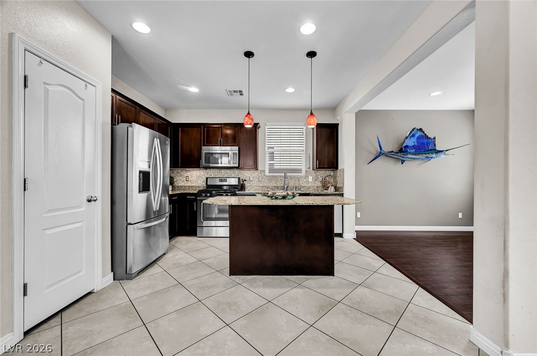 10944 Parslow Street Las Vegas NV 89179