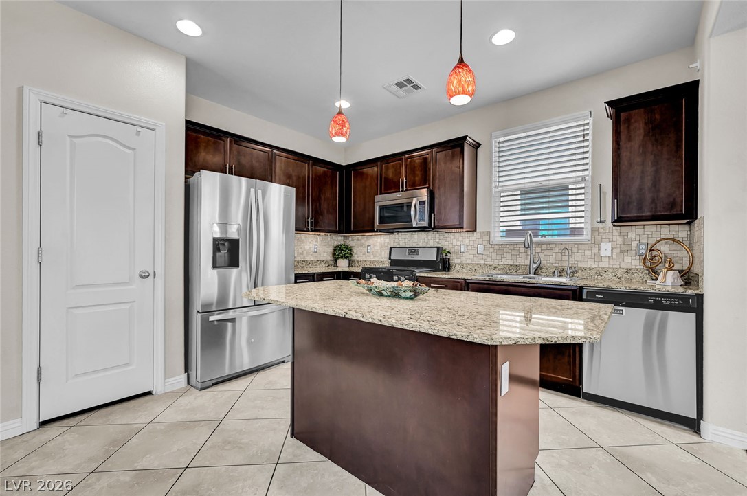 10944 Parslow Street Las Vegas NV 89179