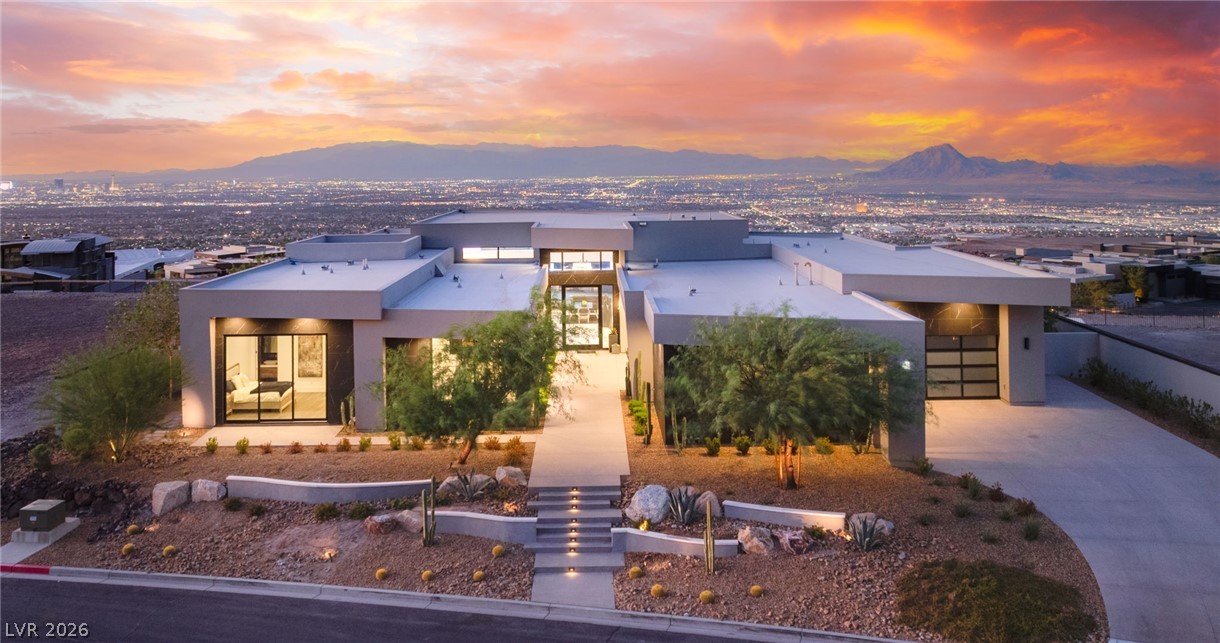 4 Chisel Crest Court Henderson NV 89012