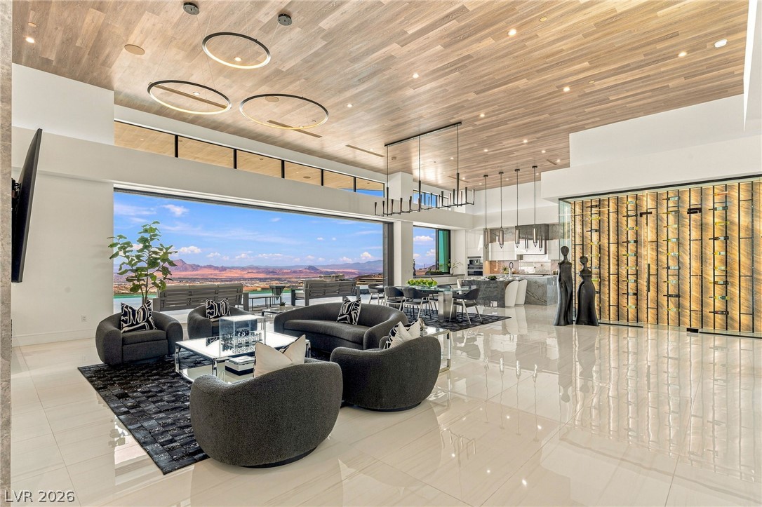 4 Chisel Crest Court Henderson NV 89012