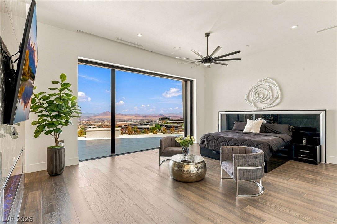 4 Chisel Crest Court Henderson NV 89012