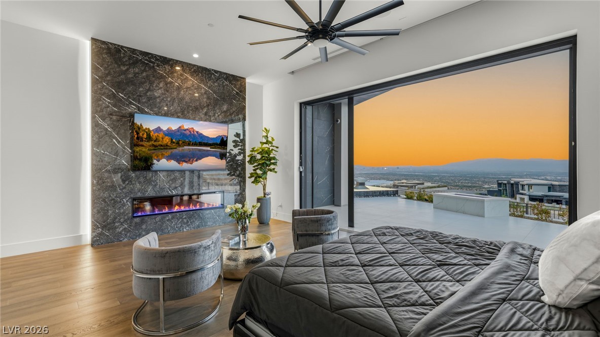4 Chisel Crest Court Henderson NV 89012