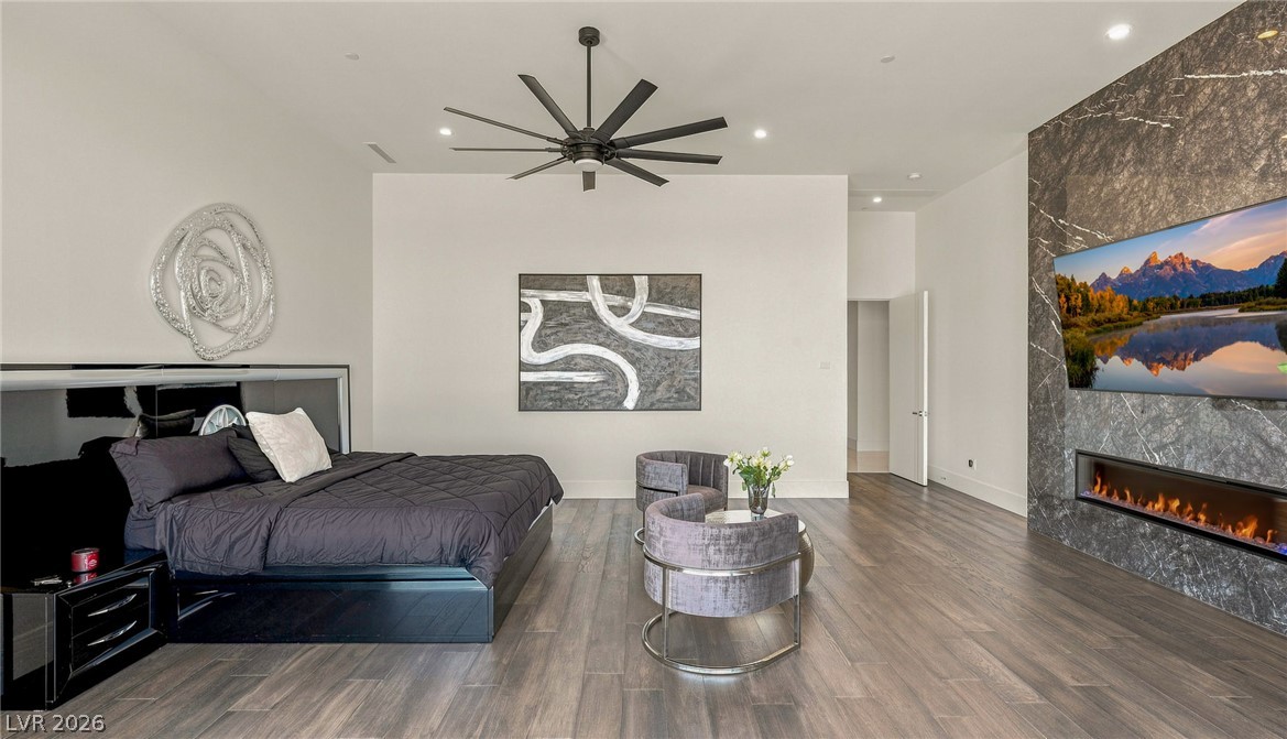 4 Chisel Crest Court Henderson NV 89012