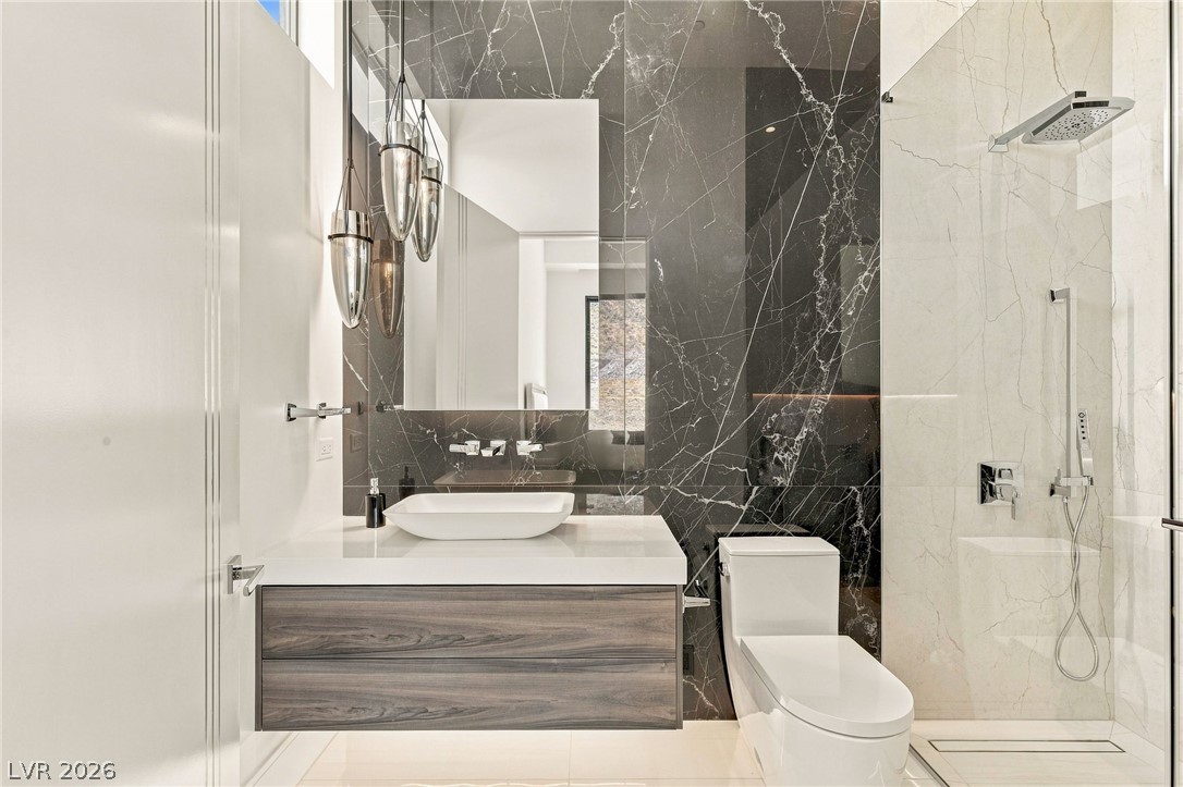 4 Chisel Crest Court Henderson NV 89012