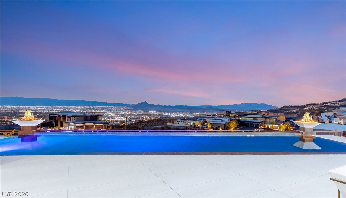 4 Chisel Crest Court Henderson NV 89012