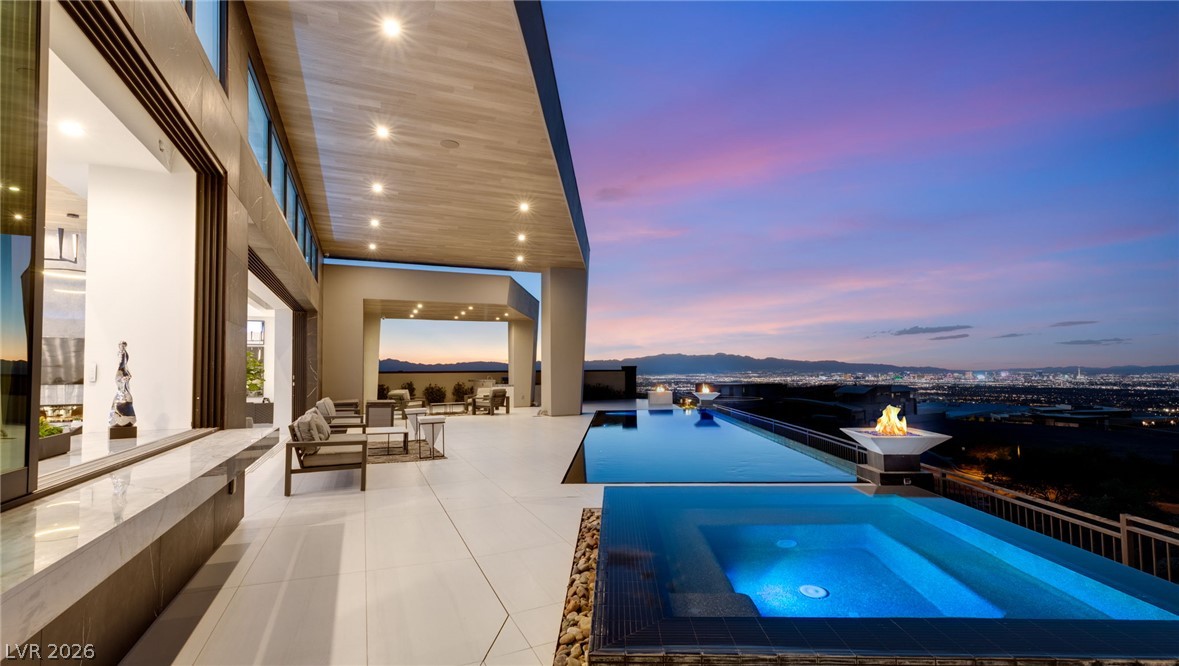 4 Chisel Crest Court Henderson NV 89012