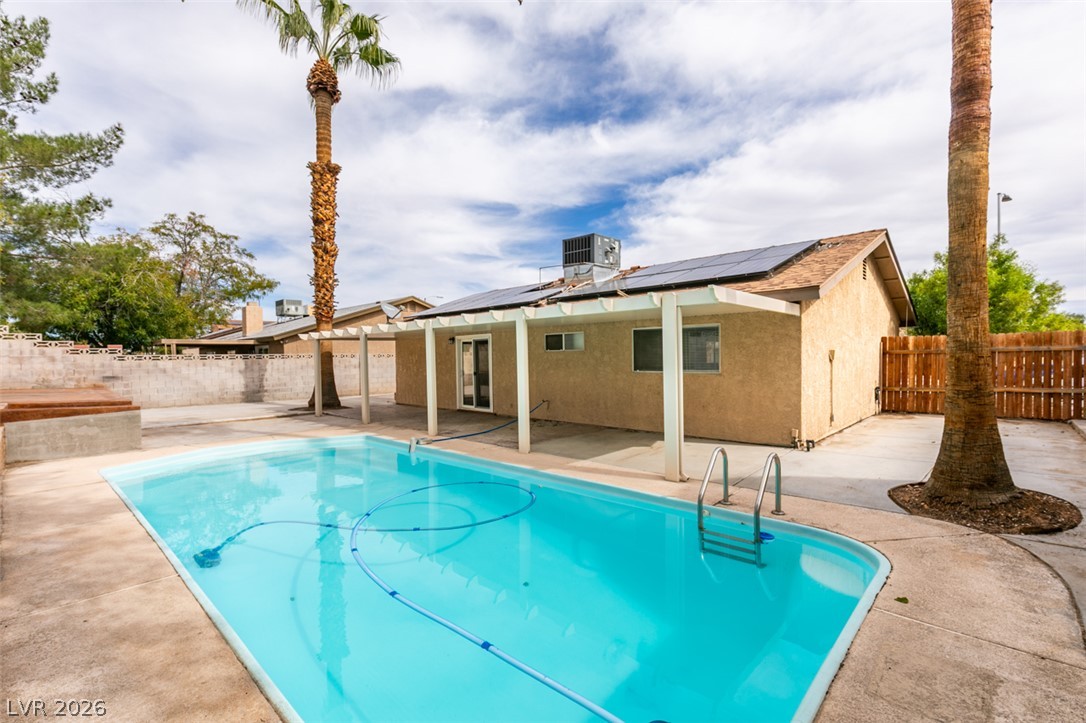 1808 Feather Way Las Vegas NV 89108