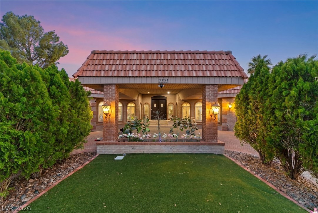 2525 Driftwood Drive Las Vegas NV 89107