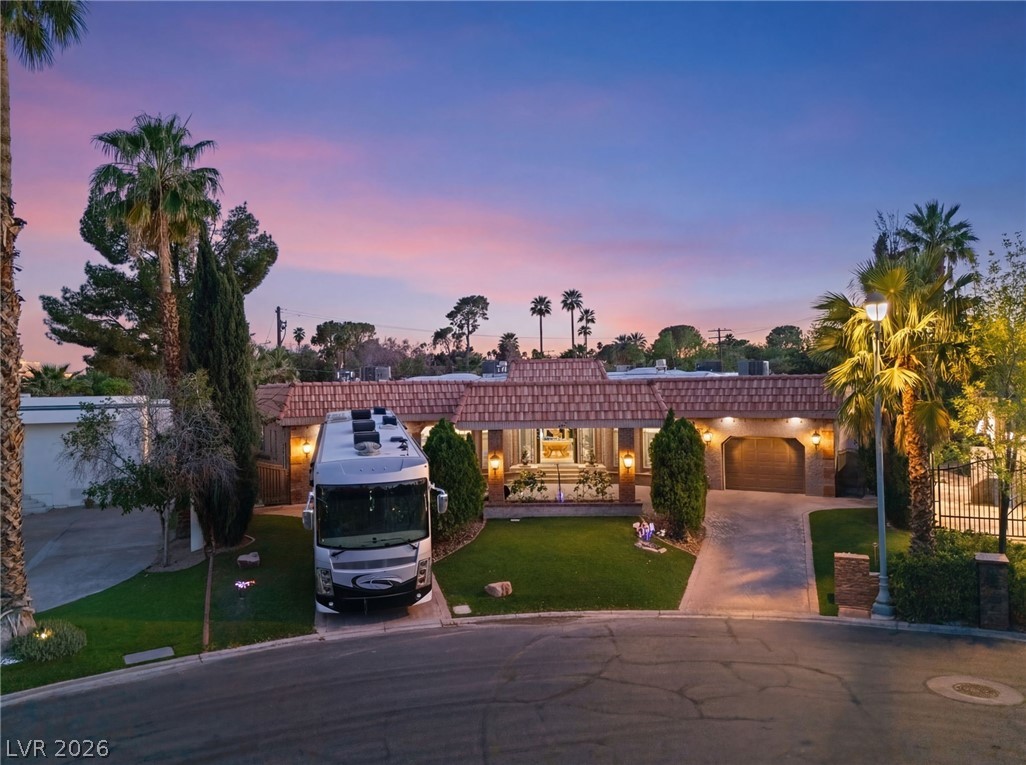 2525 Driftwood Drive Las Vegas NV 89107