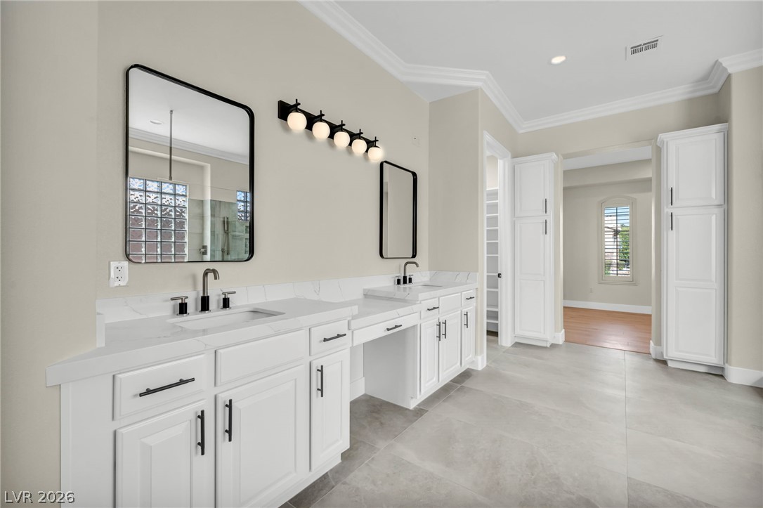 4754 Riva De Romanza Street Las Vegas NV 89135