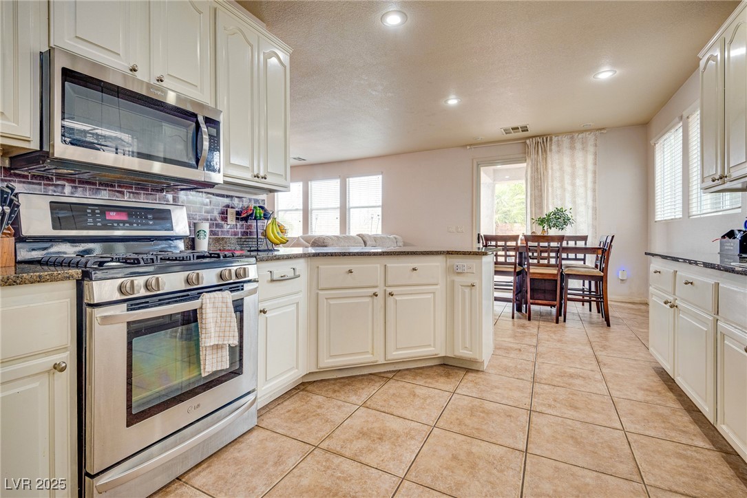 3716 Honey Crest Drive Las Vegas NV 89135