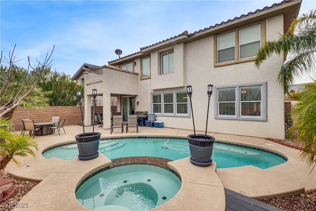 3716 Honey Crest Drive Las Vegas NV 89135