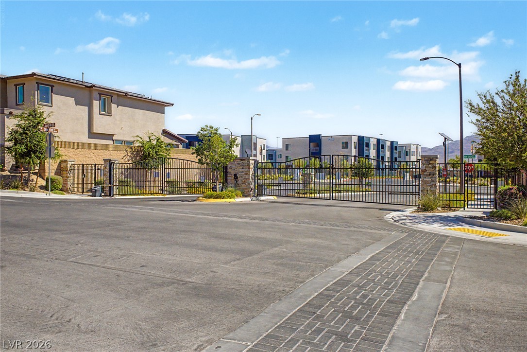 8871 Sasquatch Run Avenue Las Vegas NV 89166