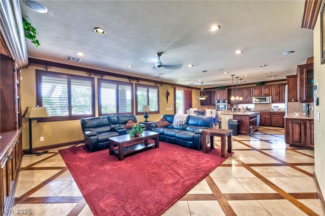 7210 El Malpais Street Las Vegas NV 89118