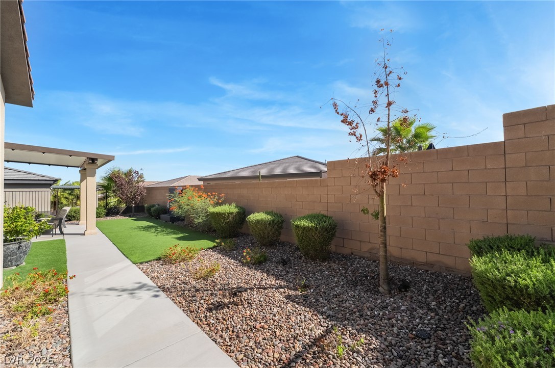 39 Autumn Palm Avenue Henderson NV 89011