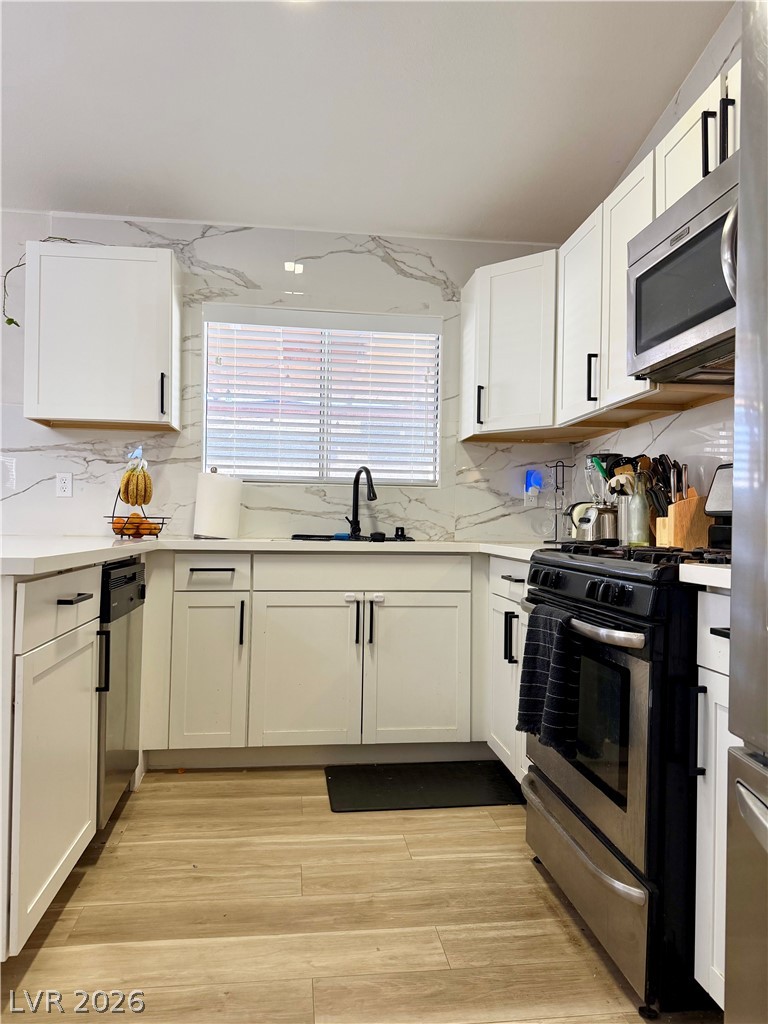 2432 Rocky Brook Street North Las Vegas NV 89030