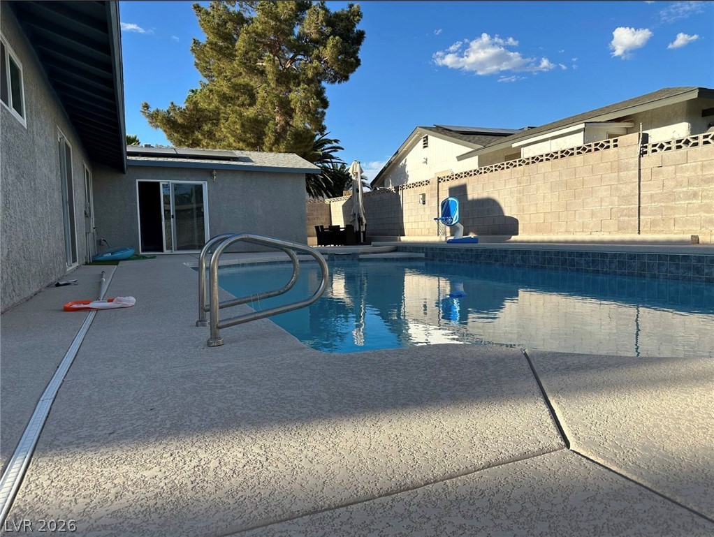 2412 Vista Colina Street Henderson NV 89014