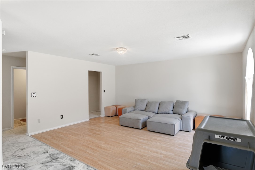 435 Los Feliz Street Las Vegas NV 89110