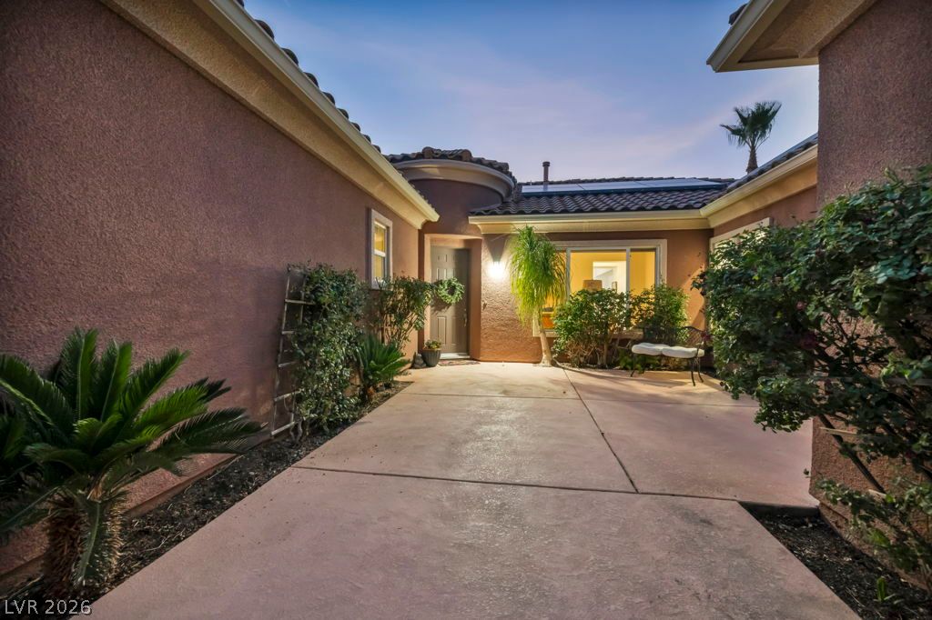 8324 Chapelle Court Las Vegas NV 89131