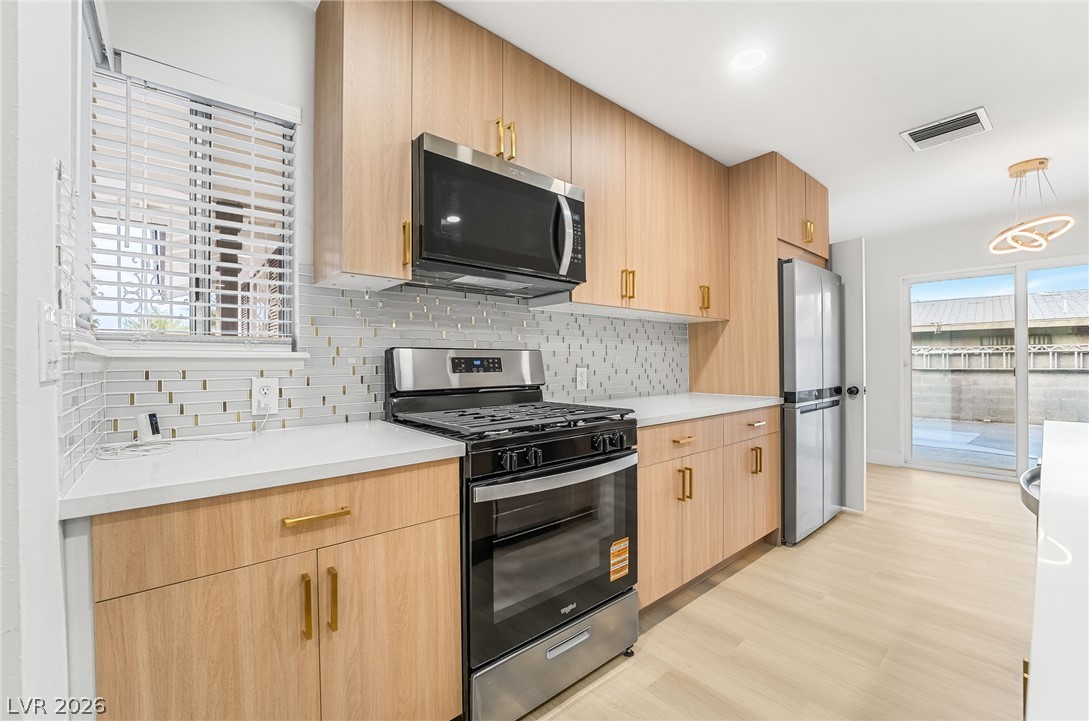 3869 Monthill Avenue Las Vegas NV 89121