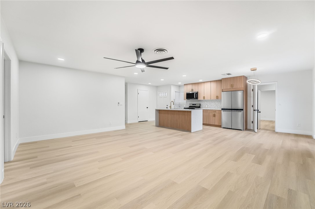 3869 Monthill Avenue Las Vegas NV 89121