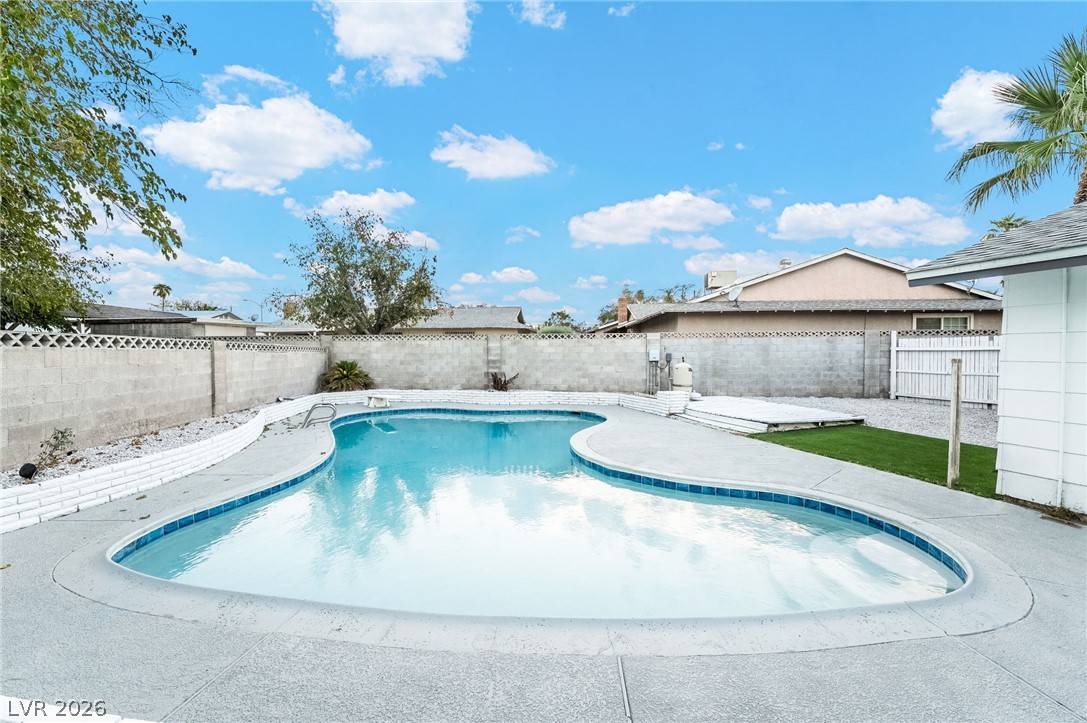 3869 Monthill Avenue Las Vegas NV 89121