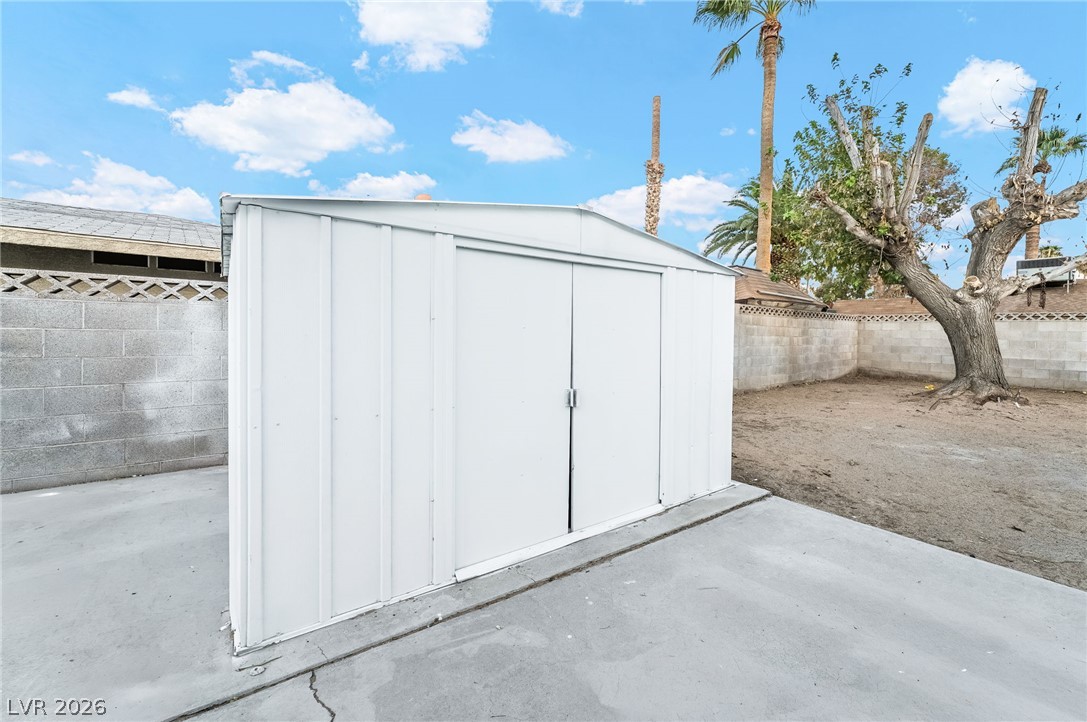 3869 Monthill Avenue Las Vegas NV 89121