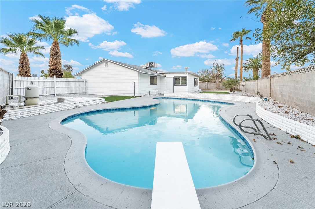 3869 Monthill Avenue Las Vegas NV 89121