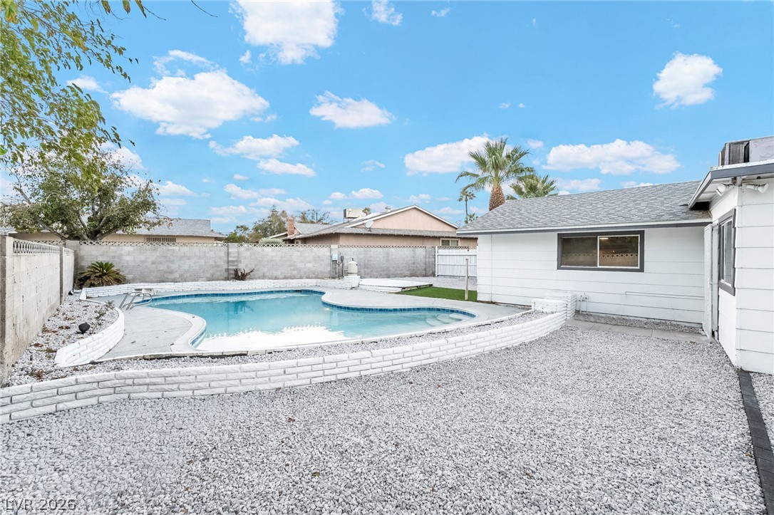 3869 Monthill Avenue Las Vegas NV 89121