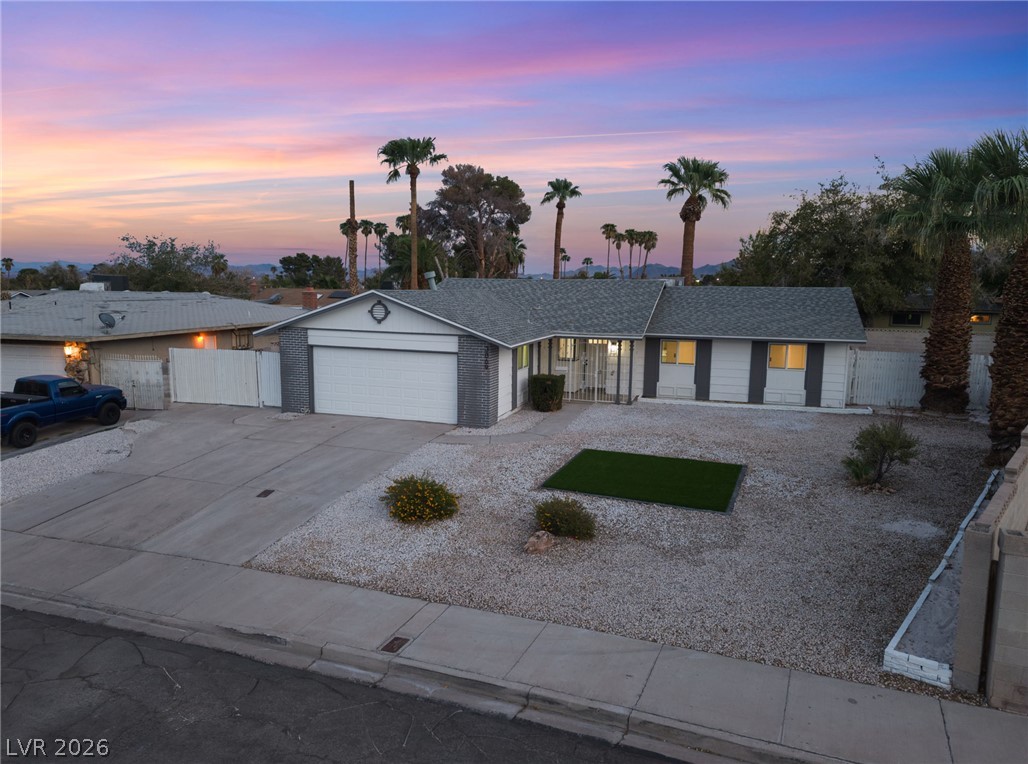 3869 Monthill Avenue Las Vegas NV 89121