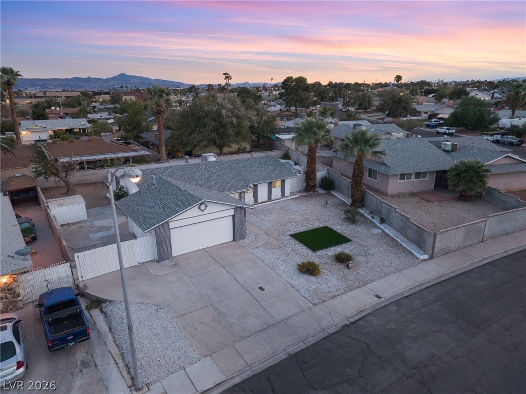 3869 Monthill Avenue Las Vegas NV 89121