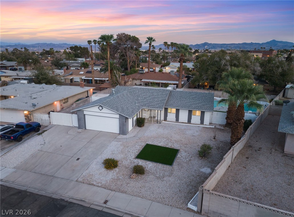 3869 Monthill Avenue Las Vegas NV 89121