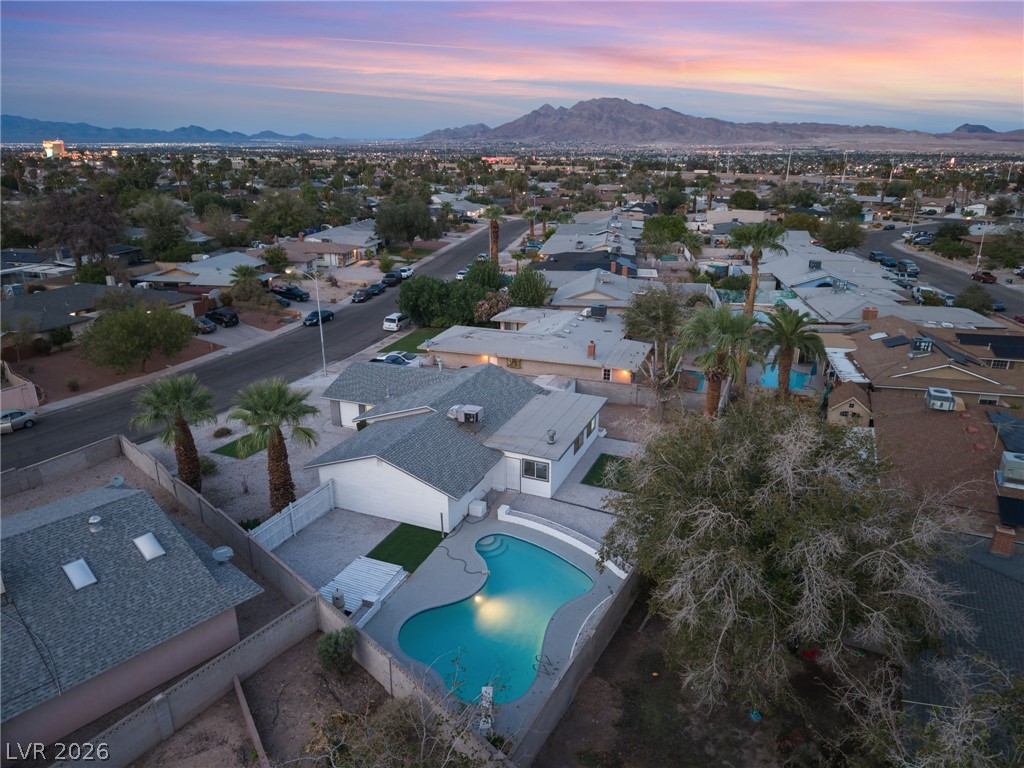 3869 Monthill Avenue Las Vegas NV 89121