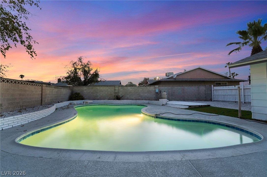 3869 Monthill Avenue Las Vegas NV 89121