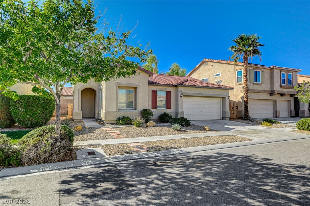 7905 Sagebrush Bend Street Las Vegas NV 89113