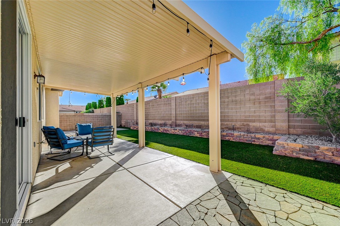 7905 Sagebrush Bend Street Las Vegas NV 89113