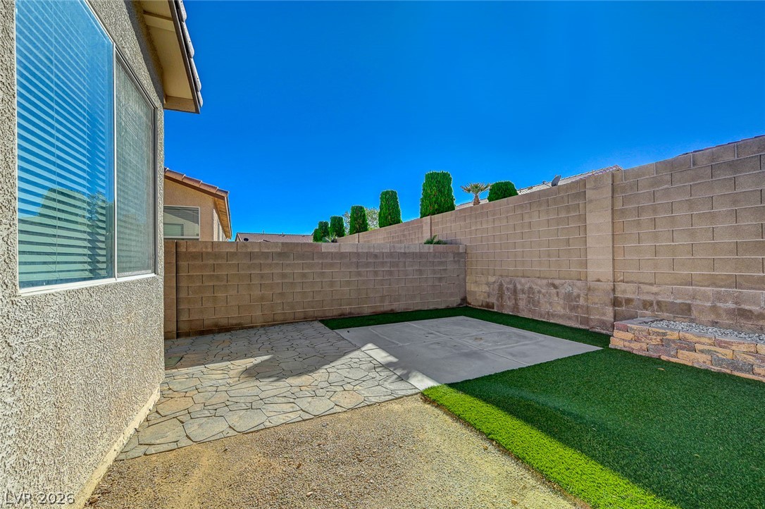 7905 Sagebrush Bend Street Las Vegas NV 89113
