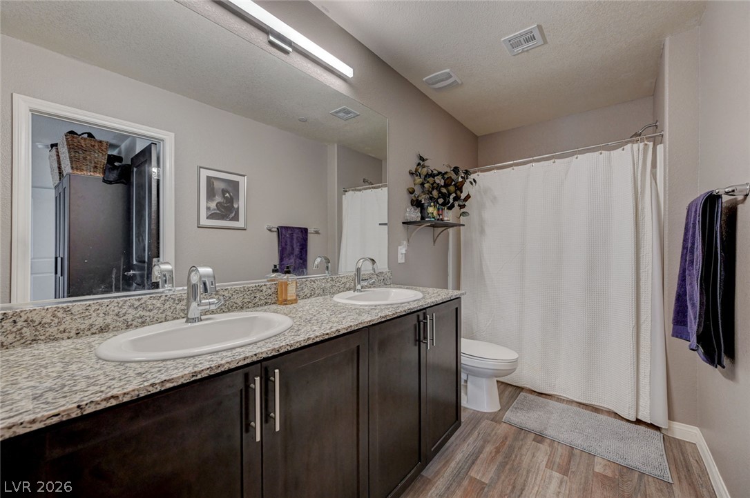 2890 Twilight Green Avenue North Las Vegas NV 89086