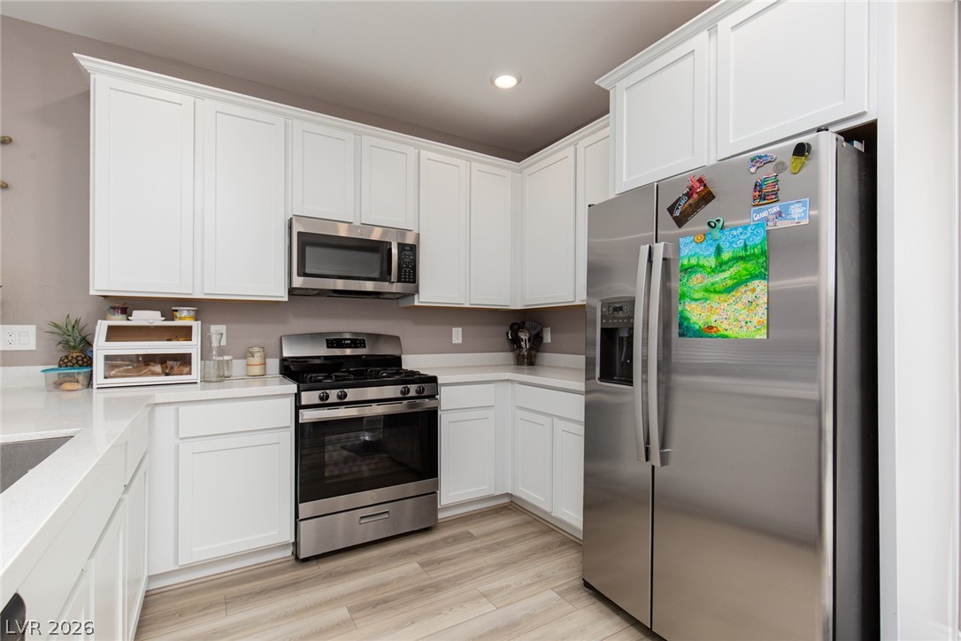 9734 Pacific Pine Street Las Vegas NV 89143