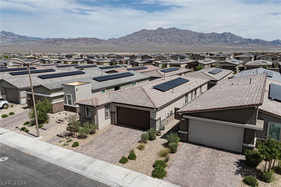 9734 Pacific Pine Street Las Vegas NV 89143