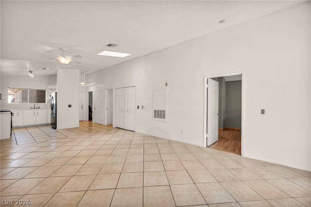 7803 Ravenhollow Lane Las Vegas NV 89145