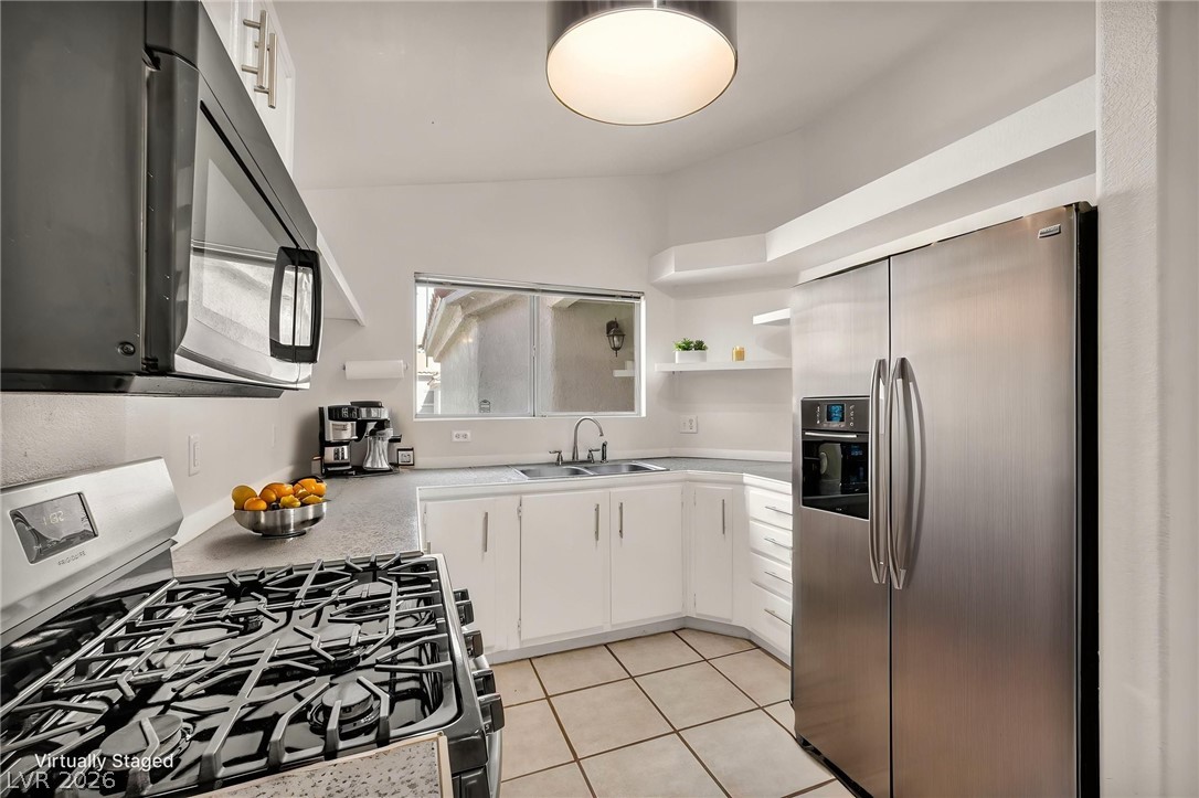 7803 Ravenhollow Lane Las Vegas NV 89145