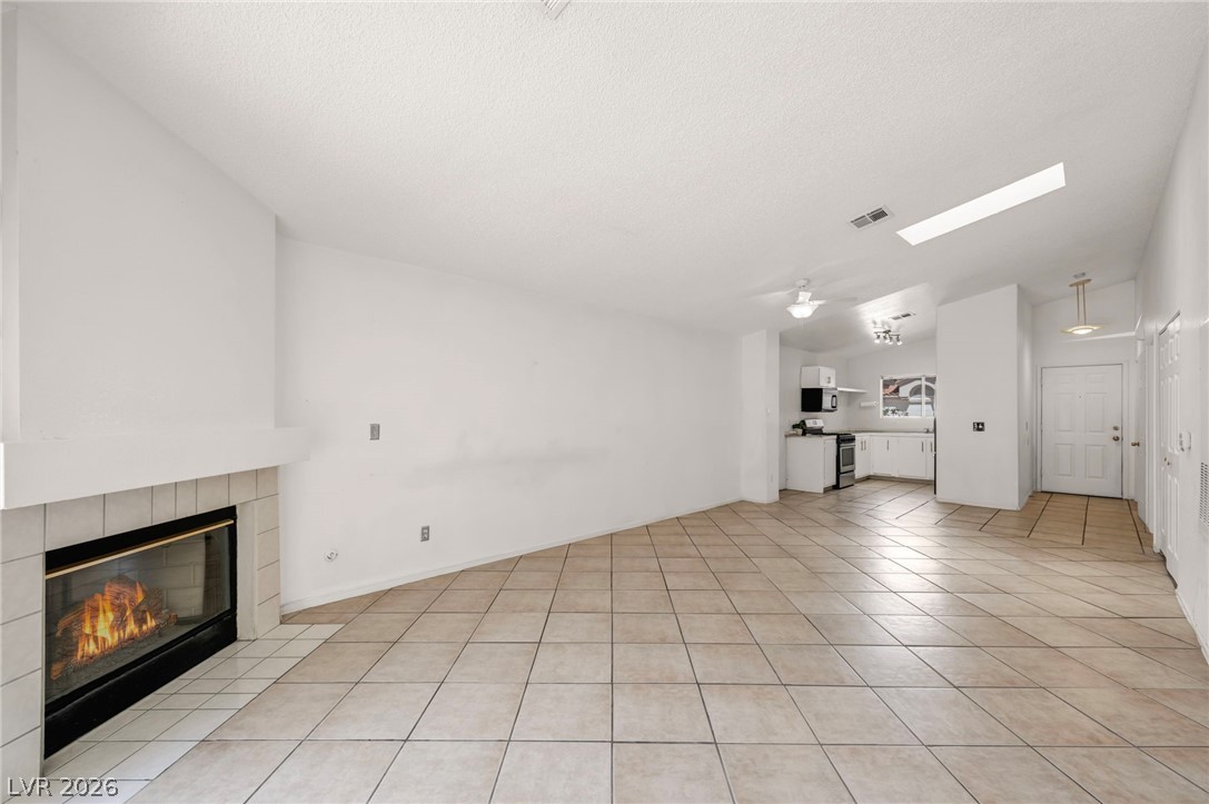7803 Ravenhollow Lane Las Vegas NV 89145